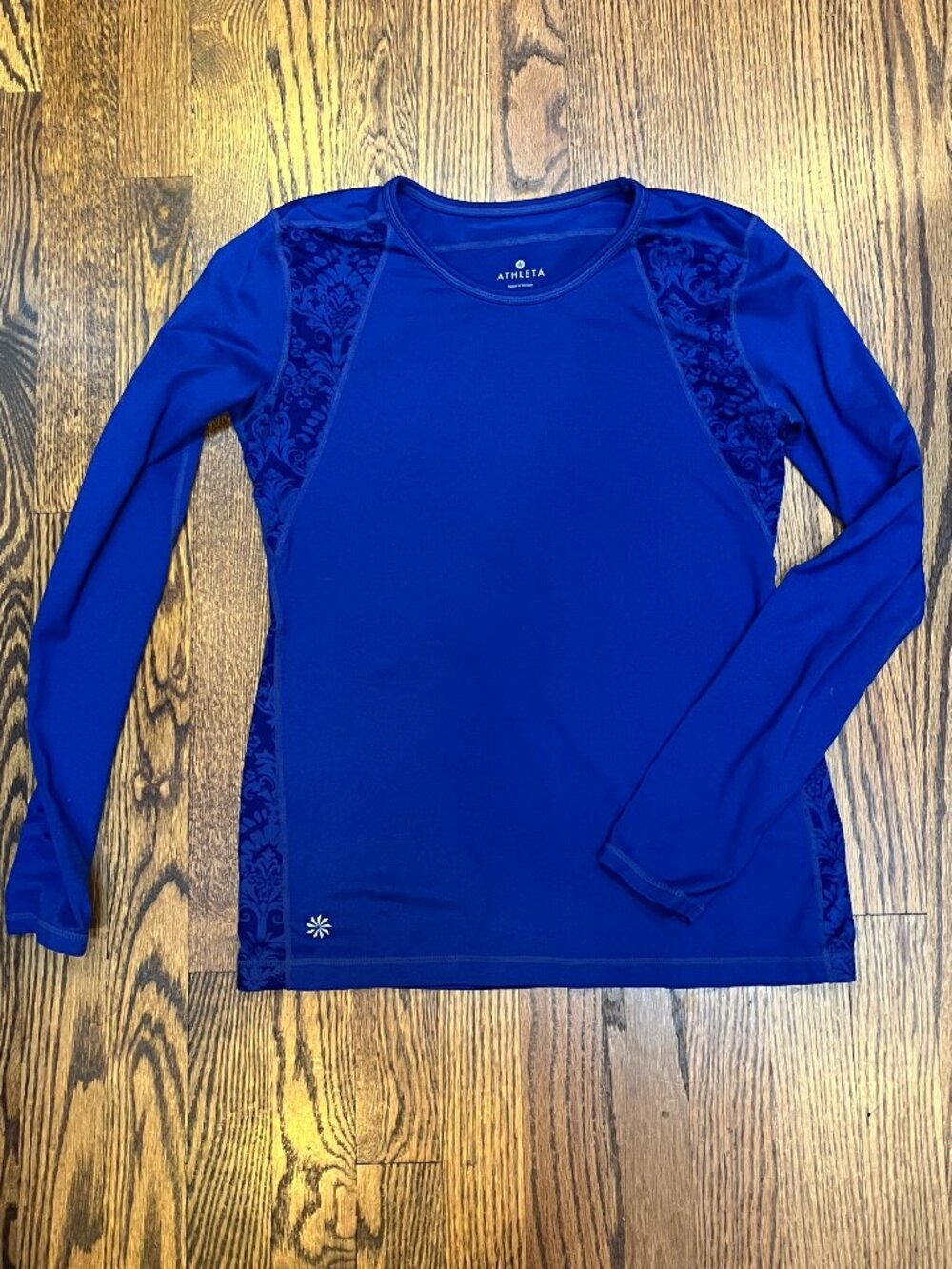 Athleta Long Sleeve Active Athletic Top Size Small